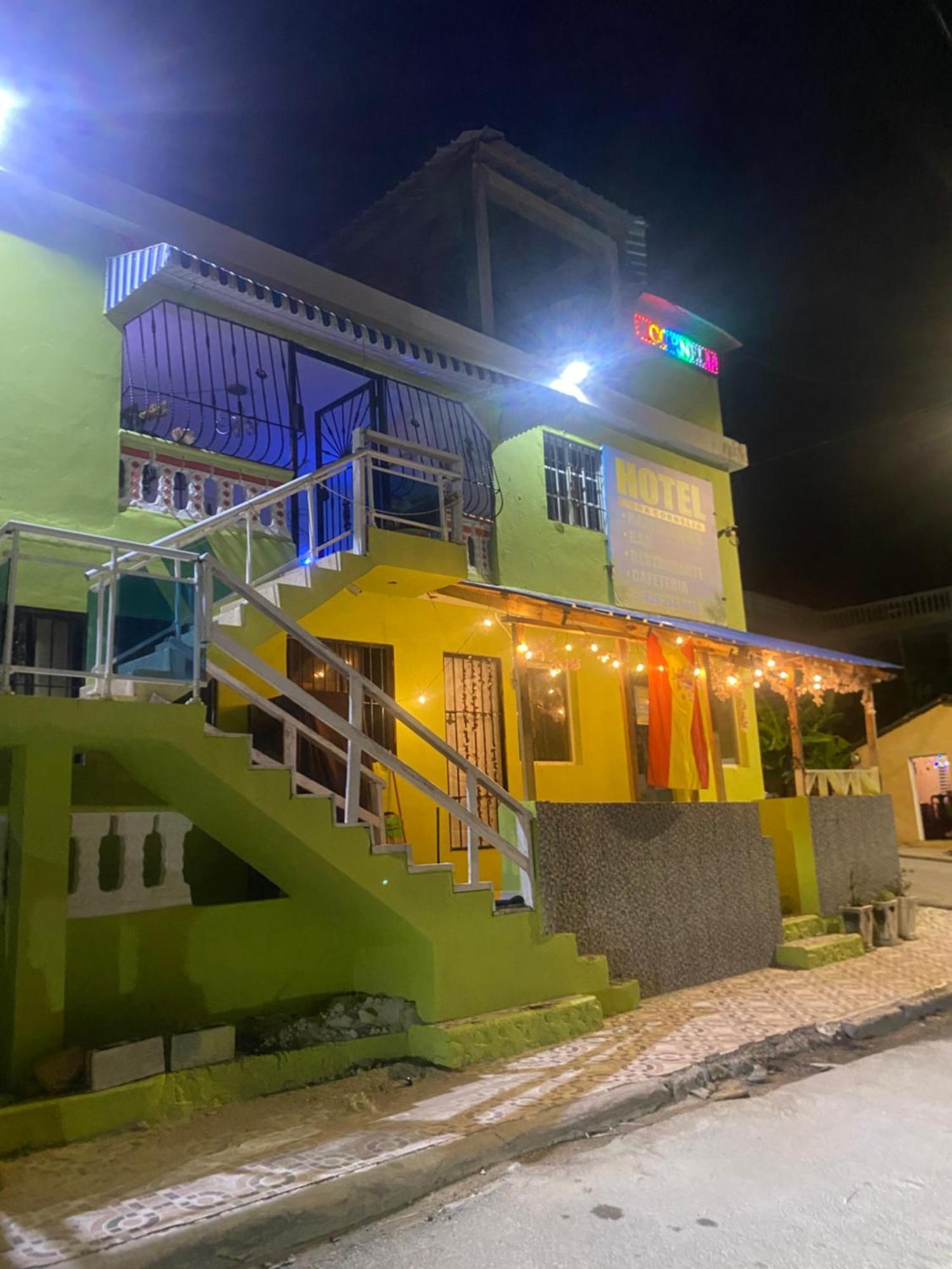 Hotel Dona Cornelia Los Patos Exterior foto